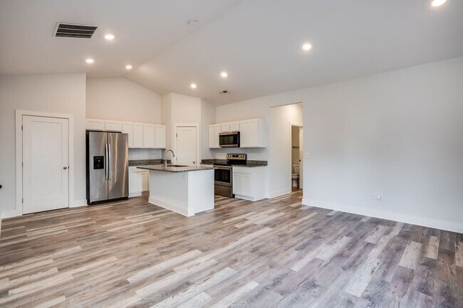 Foto del edificio - Frolli Villas Alex Plan