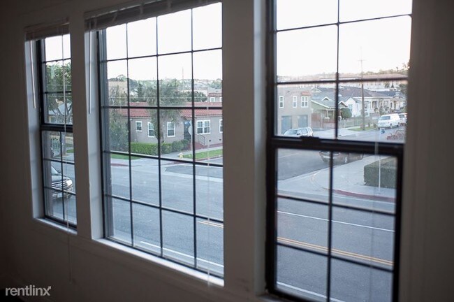Foto del edificio - 2 br, 1 bath Apartment - 694 west 14th street