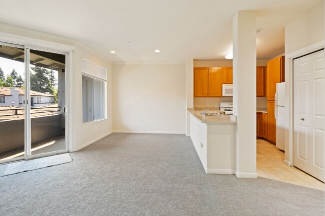 Foto del edificio - 5201 Laguna Oaks Dr