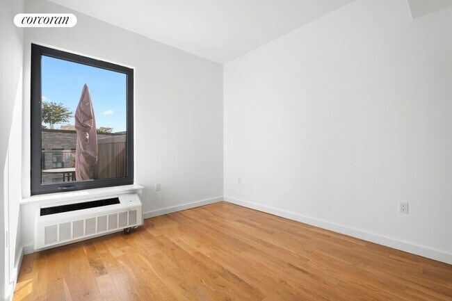 Foto del edificio - 123 Hope St