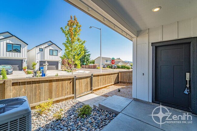 Photo - 16323 NE 21st St House