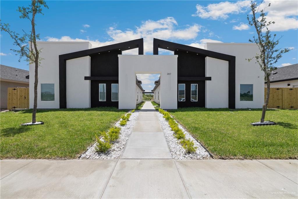 Foto principal - 2417 Indian Creek Ave