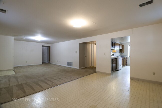 Foto del edificio - 533 14th Ave
