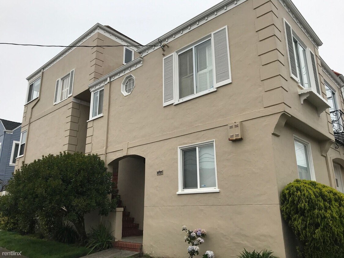 Primary Photo - 4 br, 3 bath House - 1345 Ortega Street