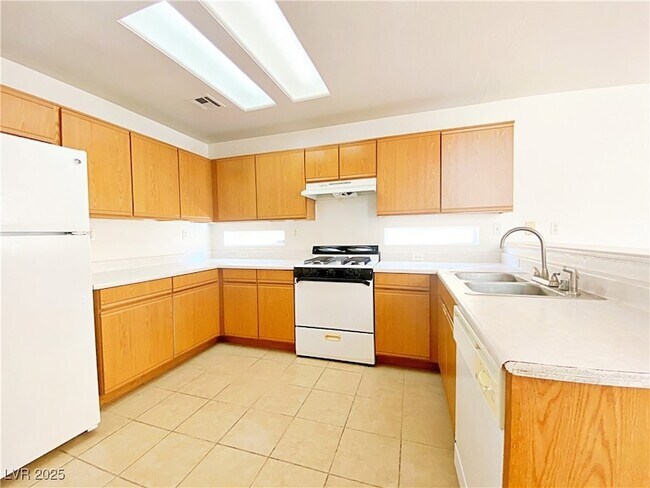 Foto del edificio - 4525 Coronado Hills Way