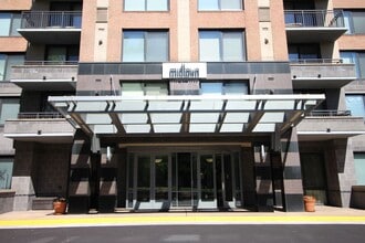 Building Photo - 2451 Midtown Ave