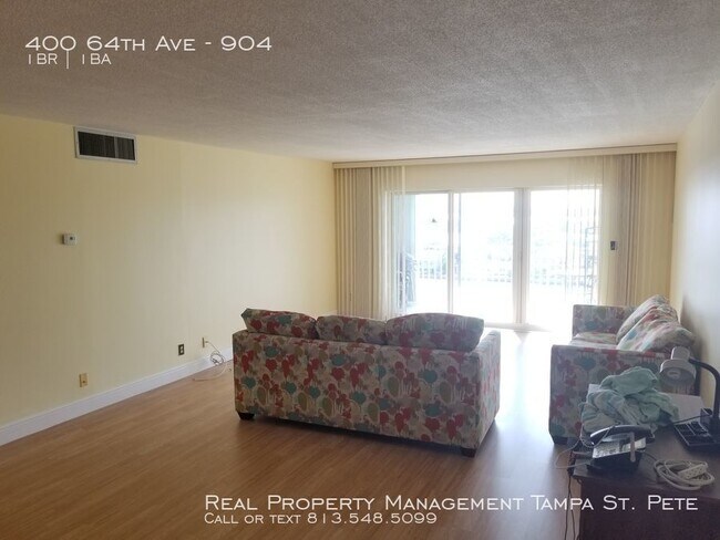 Building Photo - WATERFRONT CONDO ON ST PETE BEACH