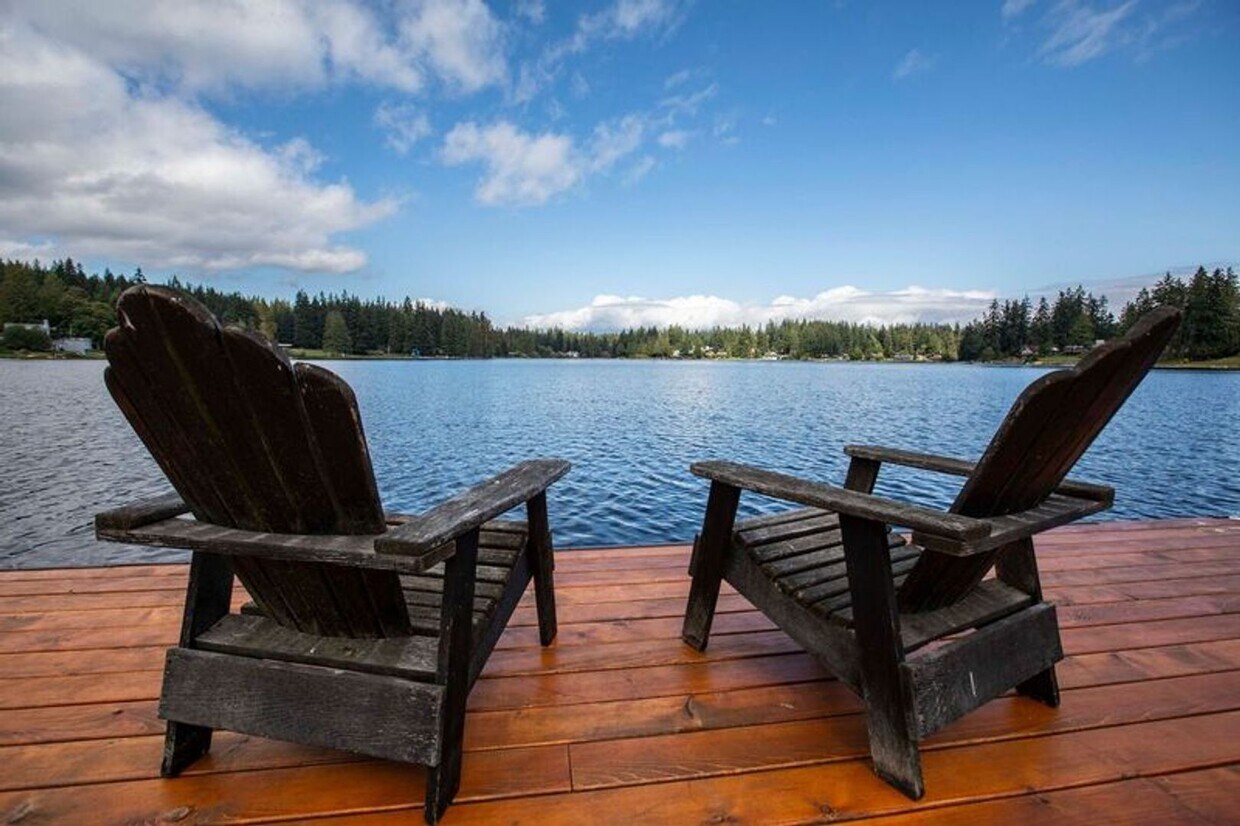 Primary Photo - Lake Front Living at Deer Lake and You Can...