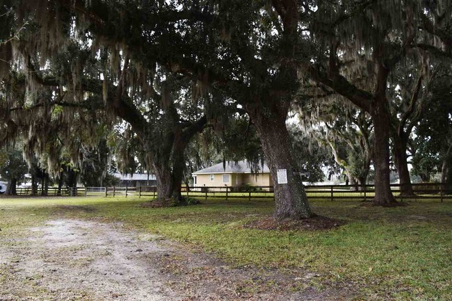 Building Photo - 4675 Wolfe Rd