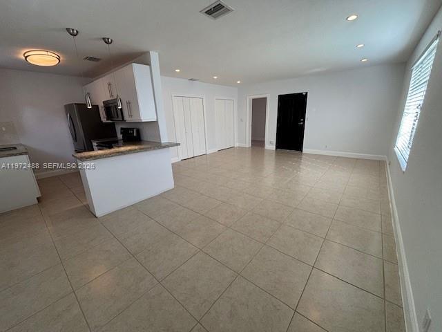 Foto del edificio - 3400 S Le Jeune Rd