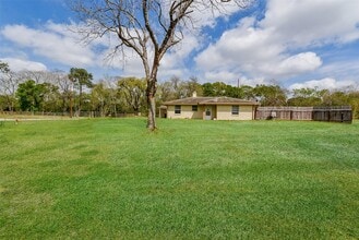 Building Photo - 16326 Cypress Bend Dr