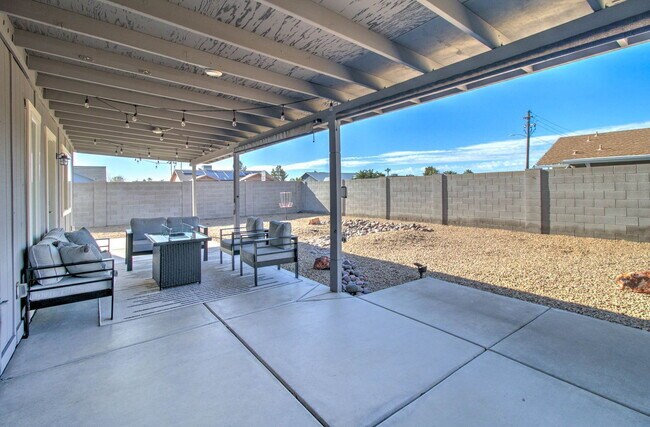 Foto del edificio - 17802 N 41st Ave