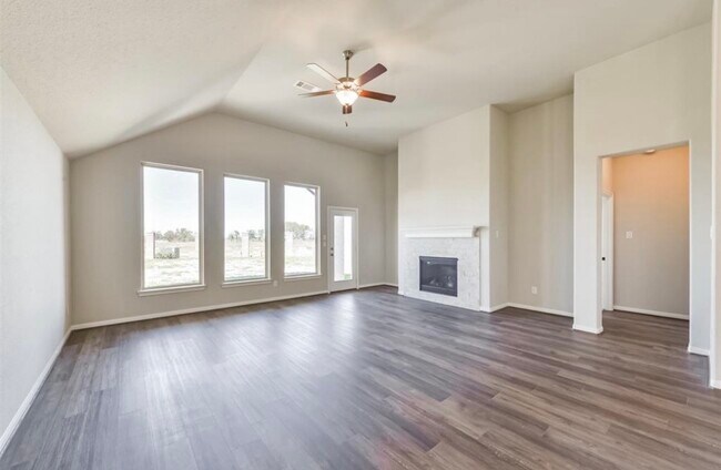 Building Photo - 855 Sarasota Shore Dr