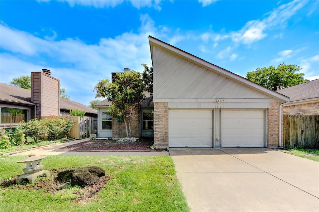 Foto principal - 2818 Crest Park Dr