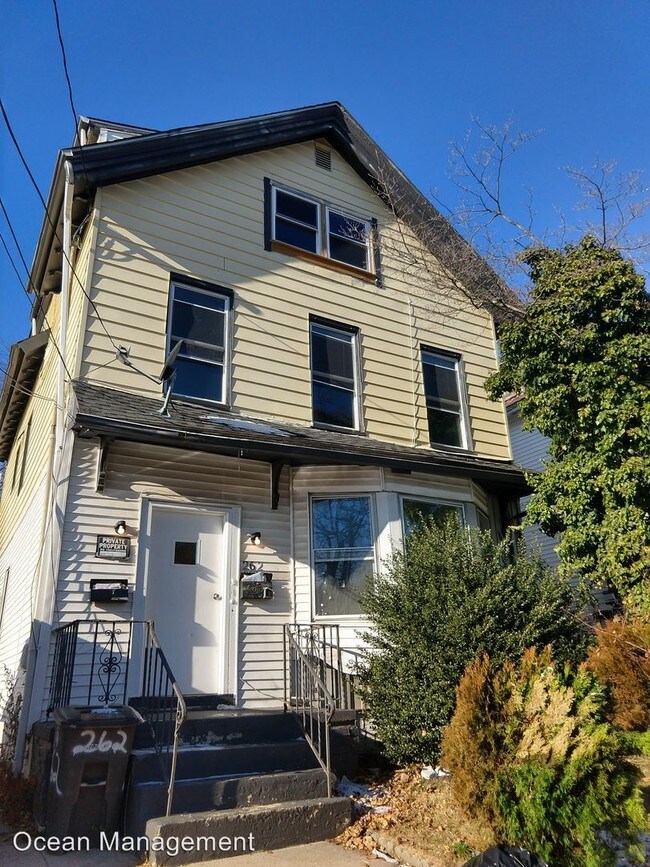 Building Photo - 2 br, 1 bath Apartment - 262 Dixwell Avenue