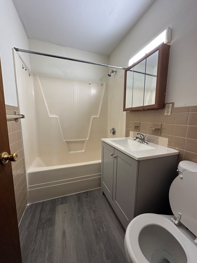 Foto del edificio - Center Court Apartments