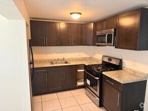 Building Photo - 5698 Gramercy Dr