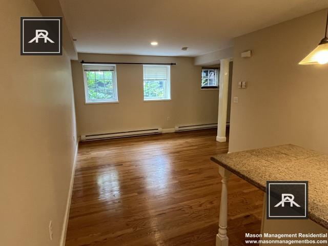 Foto del edificio - 1 bedroom in Brookline MA 02446