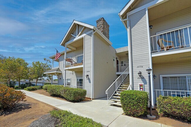 Building Photo - 13752 Midland Rd