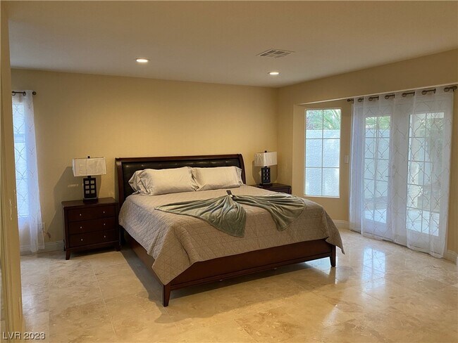 Foto del edificio - 2409 Harlequin Cir