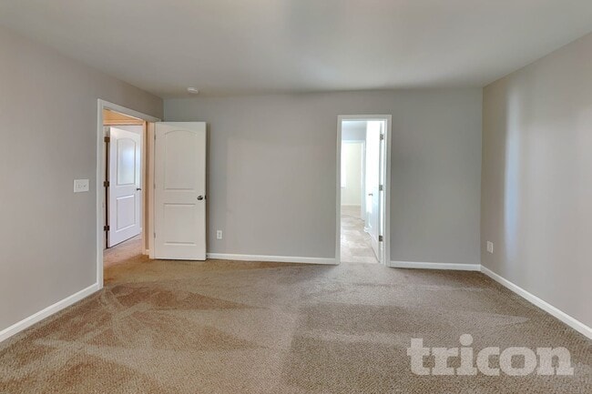 Building Photo - 135 Coddington Ln