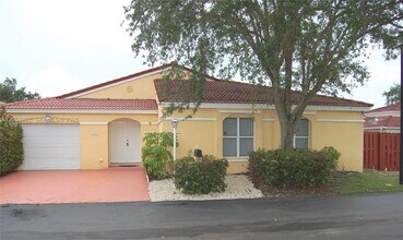 Building Photo - 10957 SW 73rd Terrace