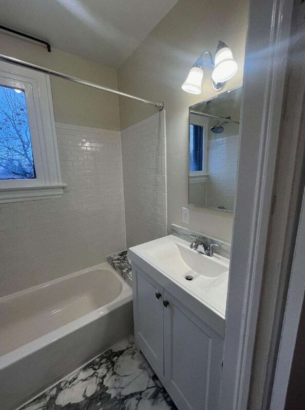 Foto del edificio - 1128 W 9th Ave