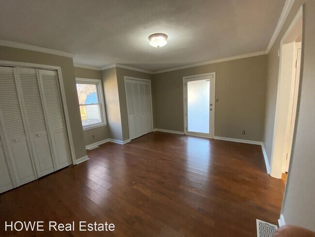 Building Photo - 3 br, 1 bath House - 4811 Cliff Ave
