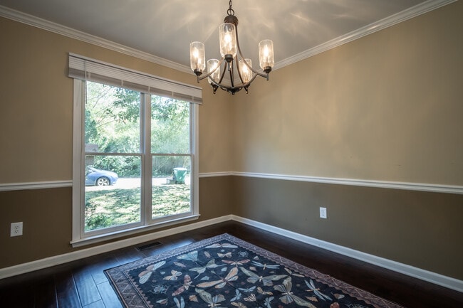 Foto del edificio - 119 Spring Lake Dr