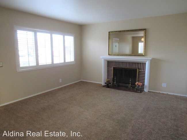 Building Photo - 3 br, 1 bath House - 741 Hill Ave.
