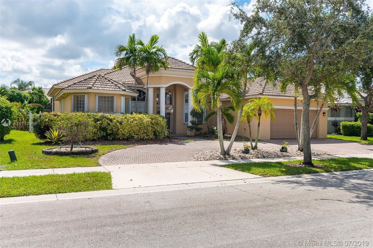 Primary Photo - 2037 NW 139th Ave