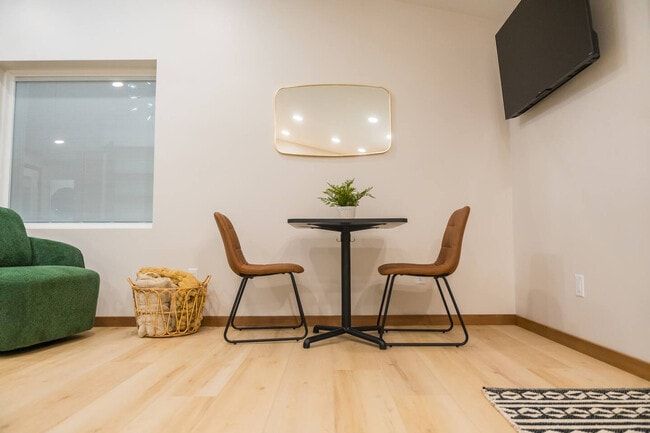 Building Photo - 10268 Cleveland Rd