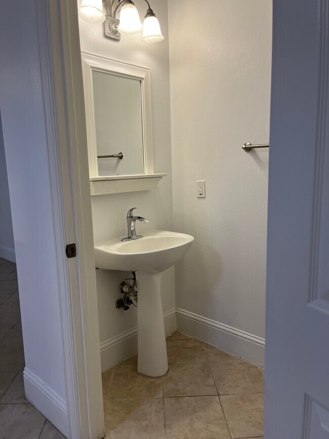 Foto del edificio - 77 Talon Ct