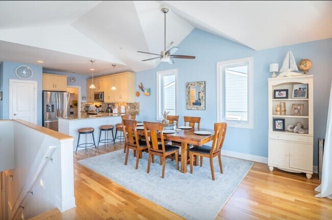 Foto del edificio - BEAUTFUL FURNISHED WINTER GETAWAY