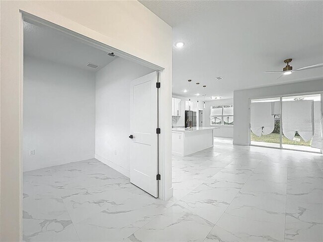 Foto del edificio - 780 Kangaroo Ct
