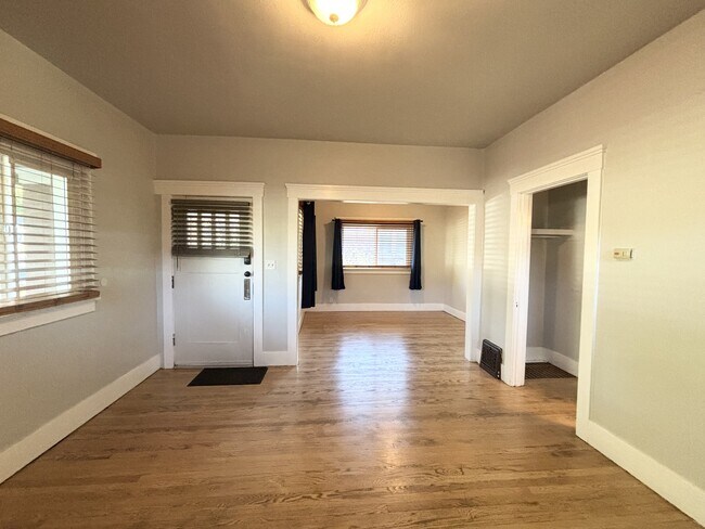 Foto del edificio - 2731 Harrison Blvd