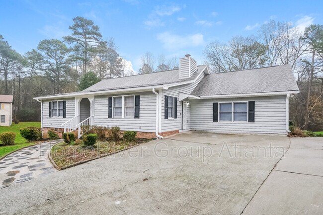 Foto del edificio - 6521 Edenfield Dr