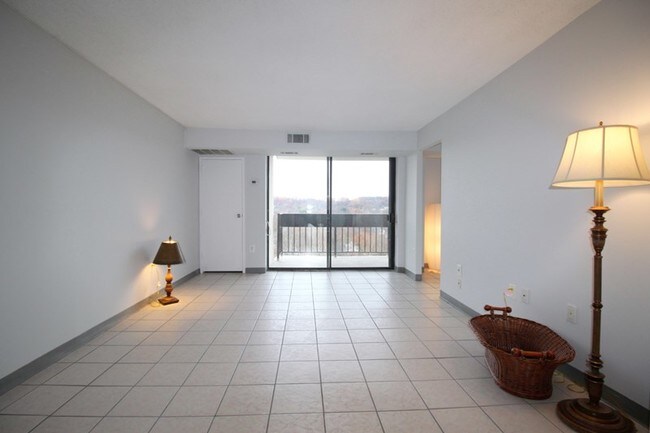 Foto del edificio - 5300 Holmes Run Pkwy