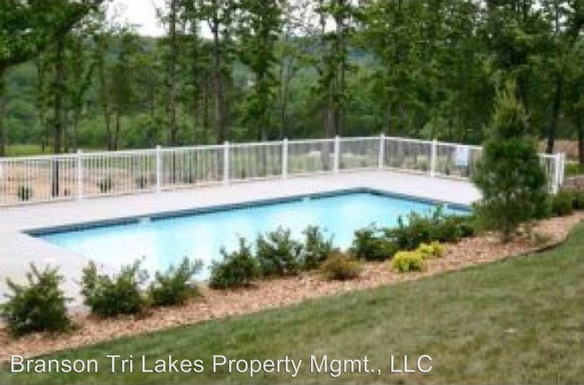 Building Photo - 201 Prairie Dunes Dr