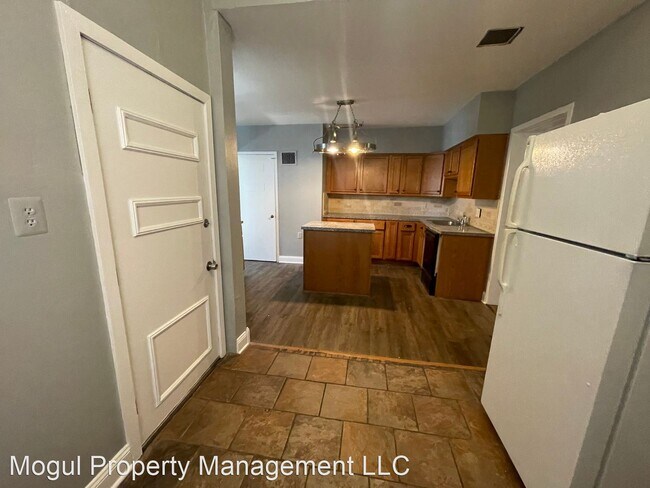 Building Photo - 3 br, 2 bath House - 122 Courtois st.  - 1...