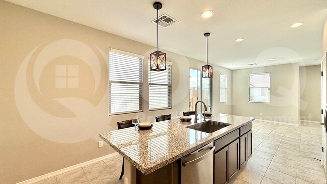 Building Photo - 14247 W Bronco Trl