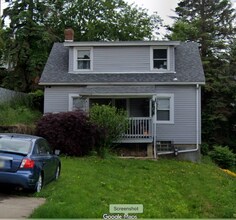 Building Photo - 1336 Fallowfield Ave