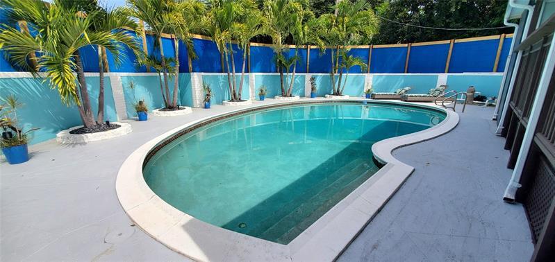 Foto principal - 1548 SW 28th Ave