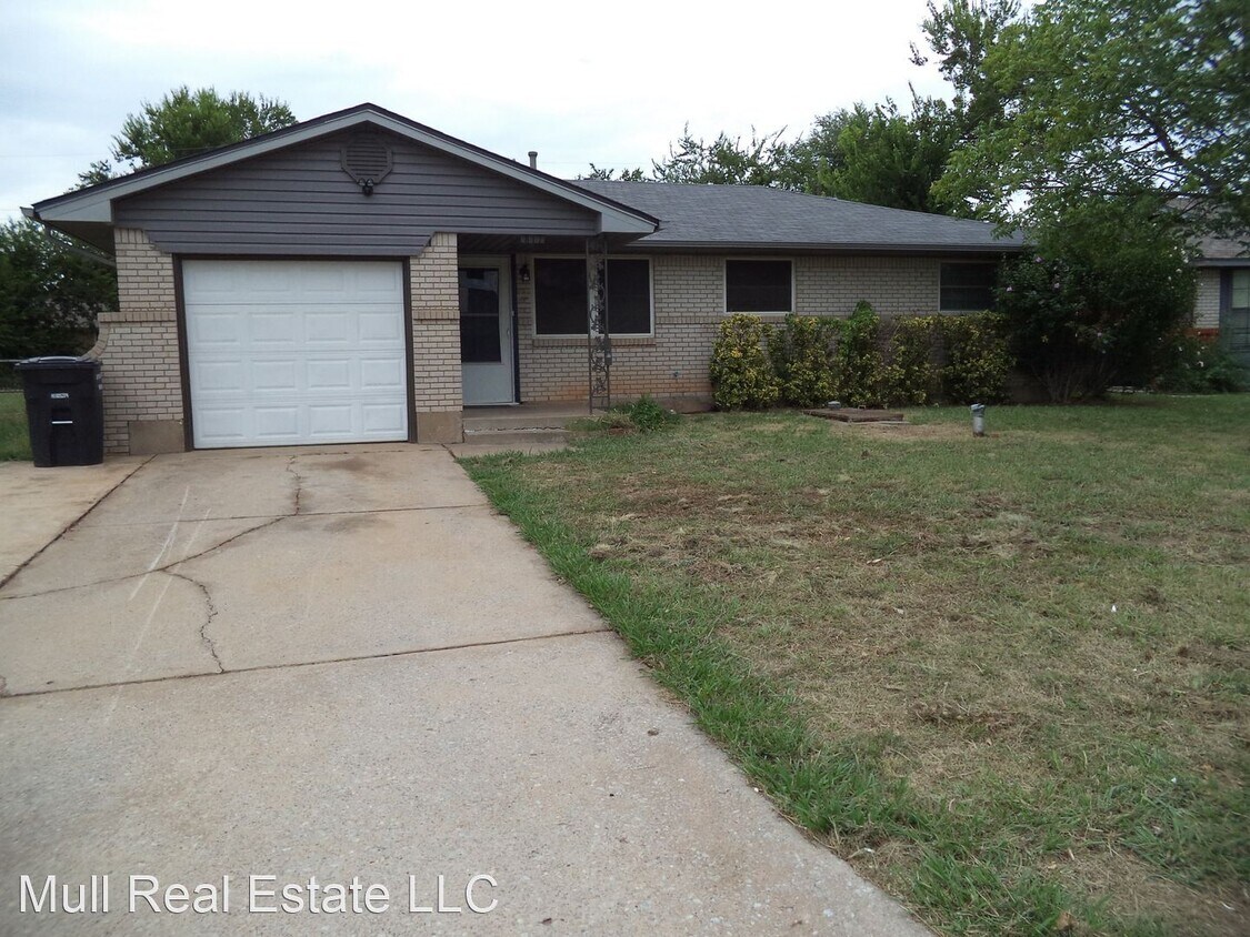 Primary Photo - 3 br, 1.5 bath House - 817 Arnold Avenue