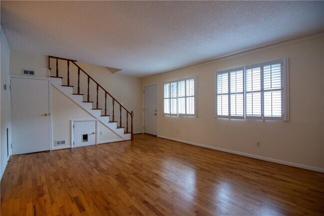 Foto del edificio - 1612 Briarcliff Rd NE