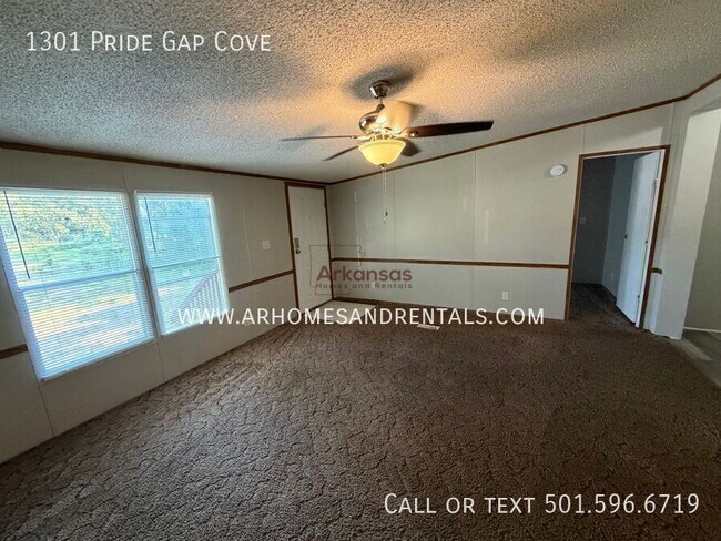 Building Photo - 1301 Pride Gap Cove
