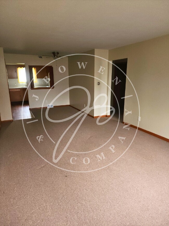 Foto del edificio - 2 bedroom- Perrysburg School District! Ready to call home!