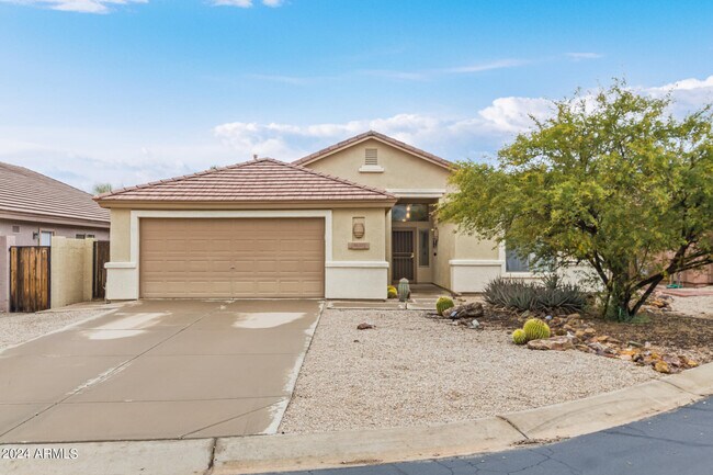 Building Photo - 4630 E Thorn Tree Dr