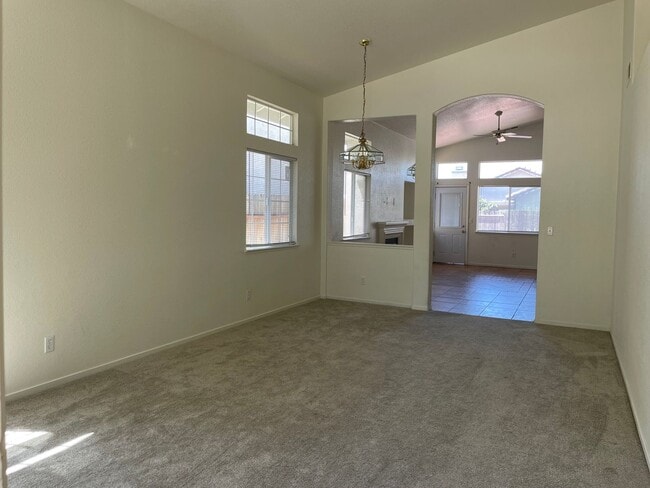 Building Photo - 7915 Jacinto Rd