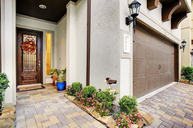 Foto del edificio - 2815 Shadow Woods Ct